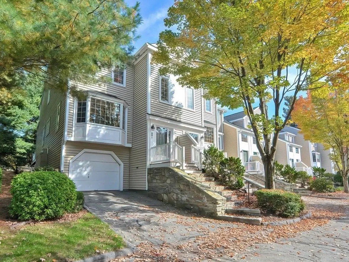 Browning Lane photo 1