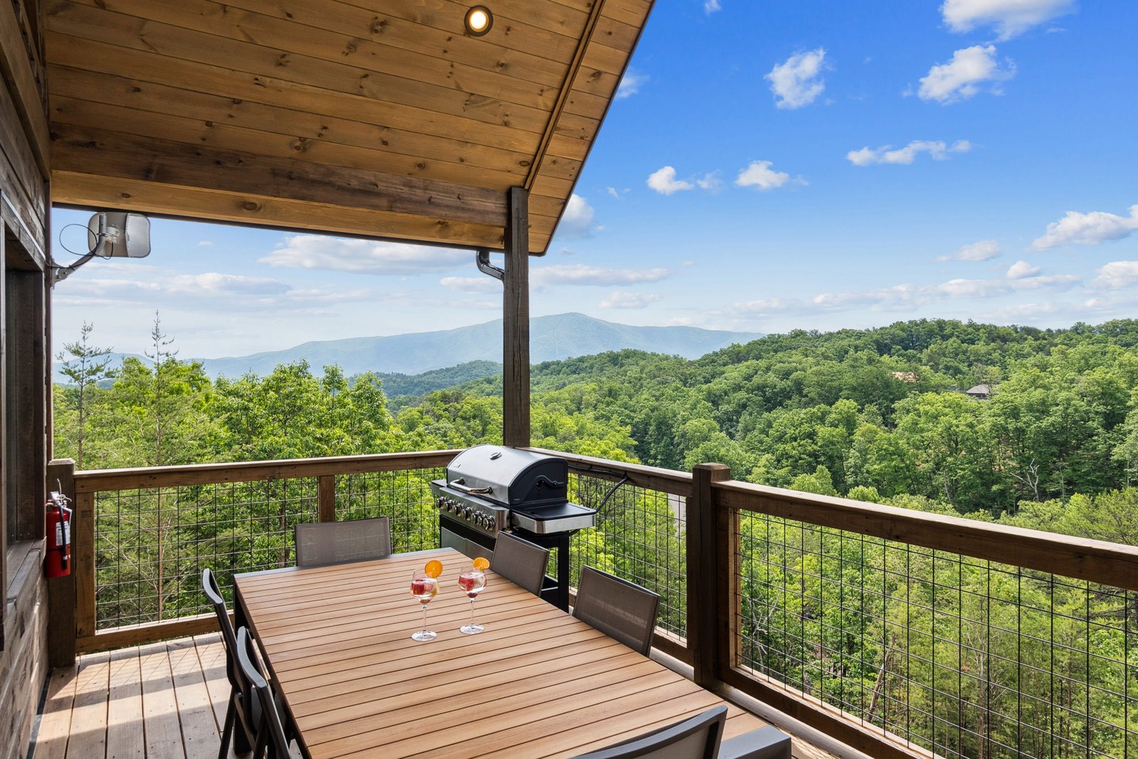 Brimob luxury property